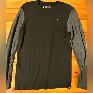 Hurley Premium Fit Black & Gray Long Sleeve Waffle Textured Shirt Size Medium